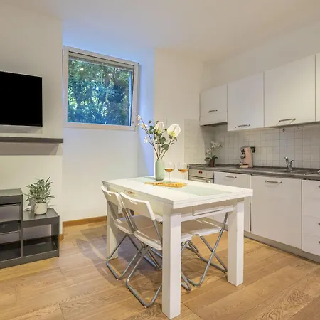 Porticciolo Nervi - Pool - Grandmaison Apartment *